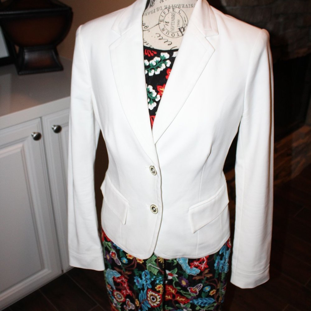 Floral Applique Dress w/t White Blazer